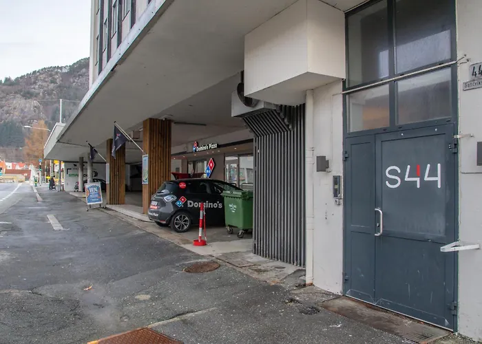 3-roms I Hjertet Av Sandviken Bergen